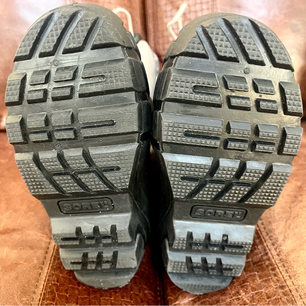 Sorel Kids' Flurry Water And Wind Resistant Snow Winter Boots - Picture 11 of 13